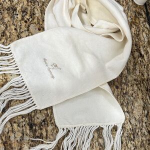 Alpaca Camargo Peru Ivory Soft Fuzzy Scarf With Fringe Trim